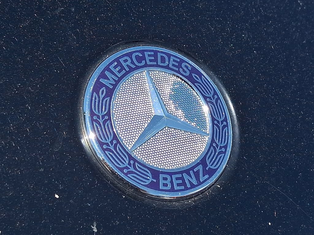 Used 2017 Mercedes-Benz GLS 450 4MATIC image 34
