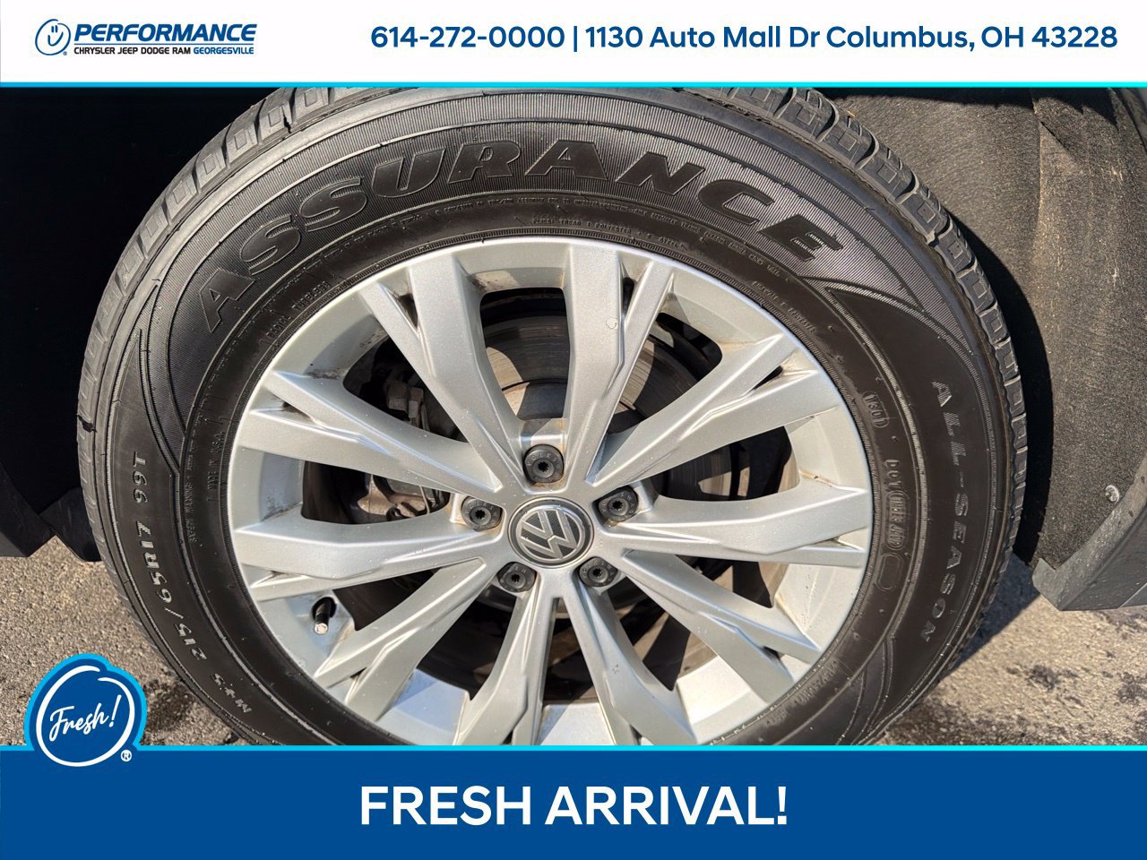Used 2018 Volkswagen Tiguan SE w/ Panoramic Sunroof Package AWD/4WD image 24
