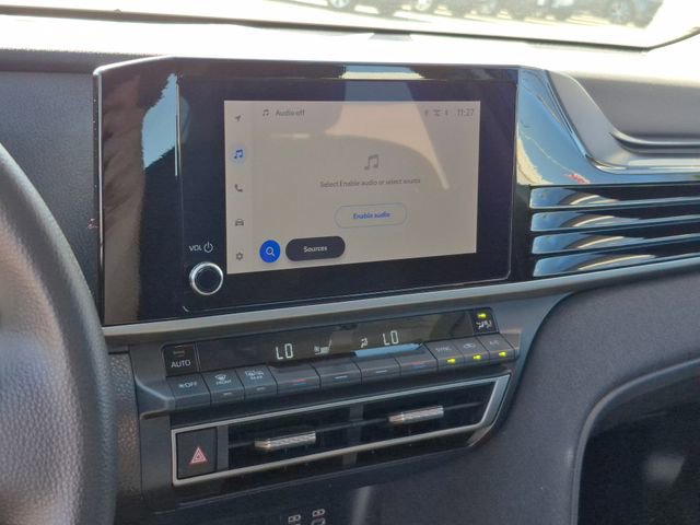 Used 2025 Toyota Camry LE image 14