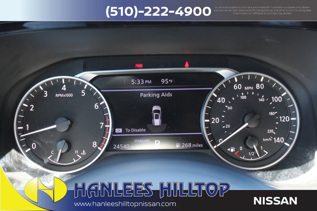 Used 2025 Nissan Pathfinder SV FWD image 32