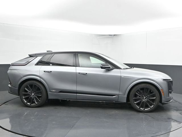New 2026 Cadillac Lyriq V image 9