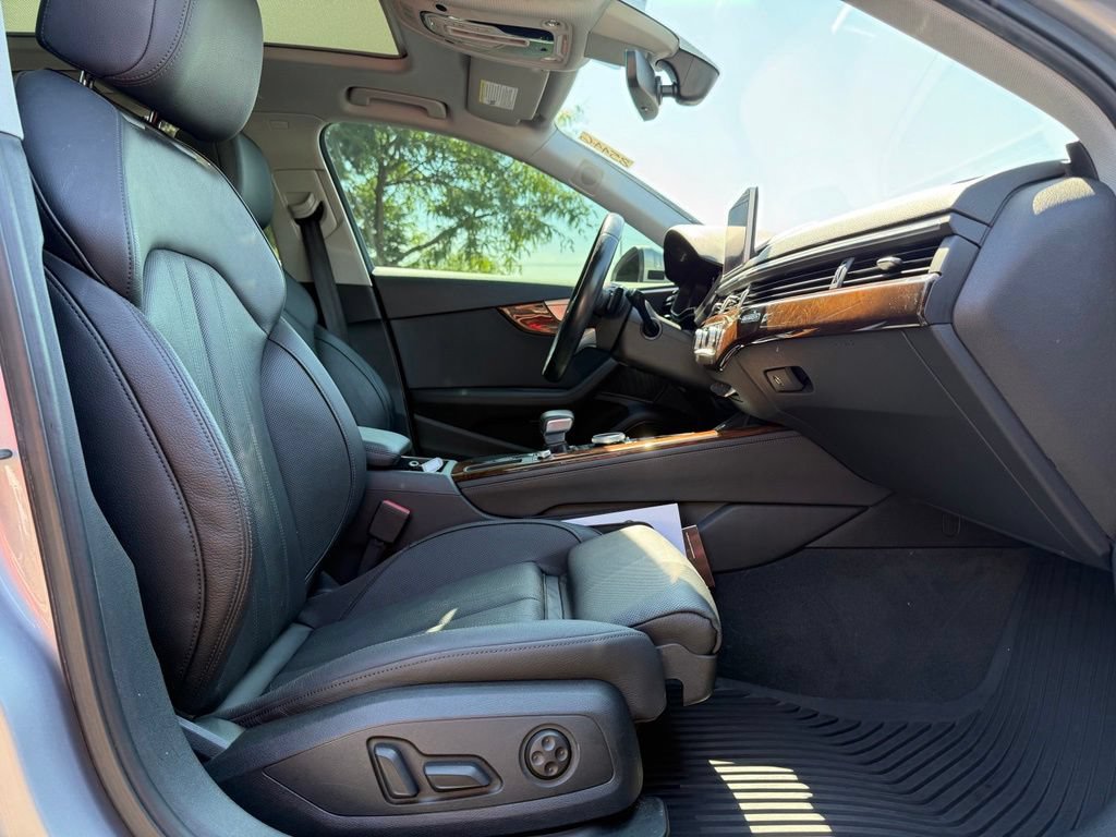 Used 2019 Audi A4 2.0T allroad Prestige w/ Prestige Package AWD/4WD image 20