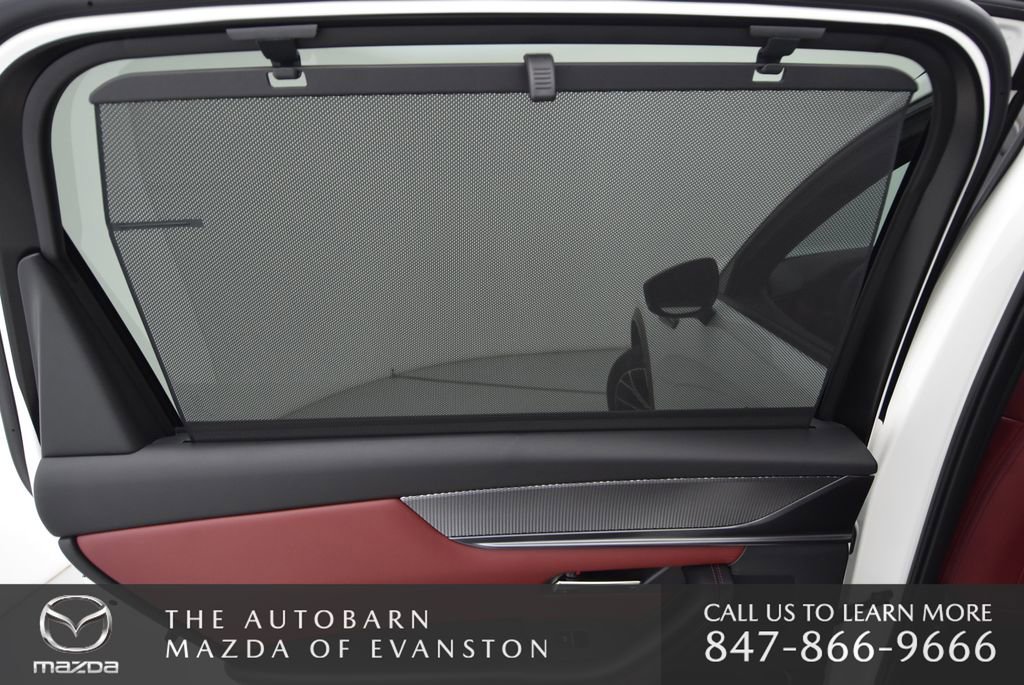 Certified 2025 MAZDA CX-70 Plug-In Hybrid w/ Premium Plus image 32