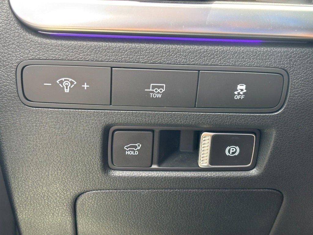 Used 2024 Hyundai Palisade Calligraphy image 18