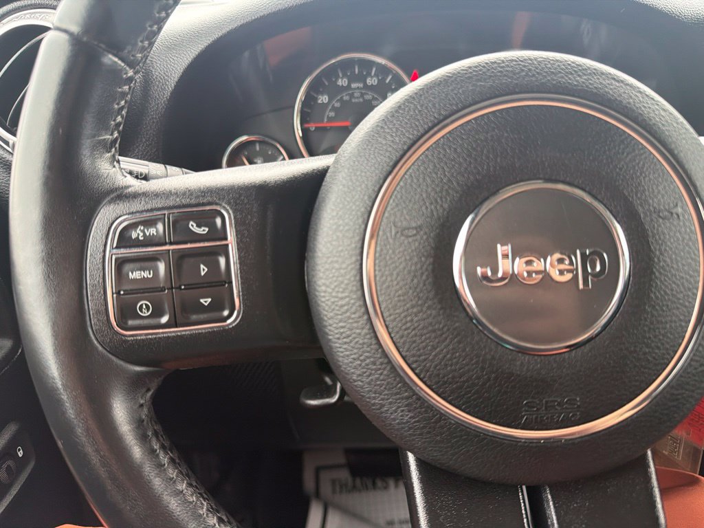 Used 2016 Jeep Wrangler Unlimited Sahara w/ Connectivity Group AWD/4WD image 25