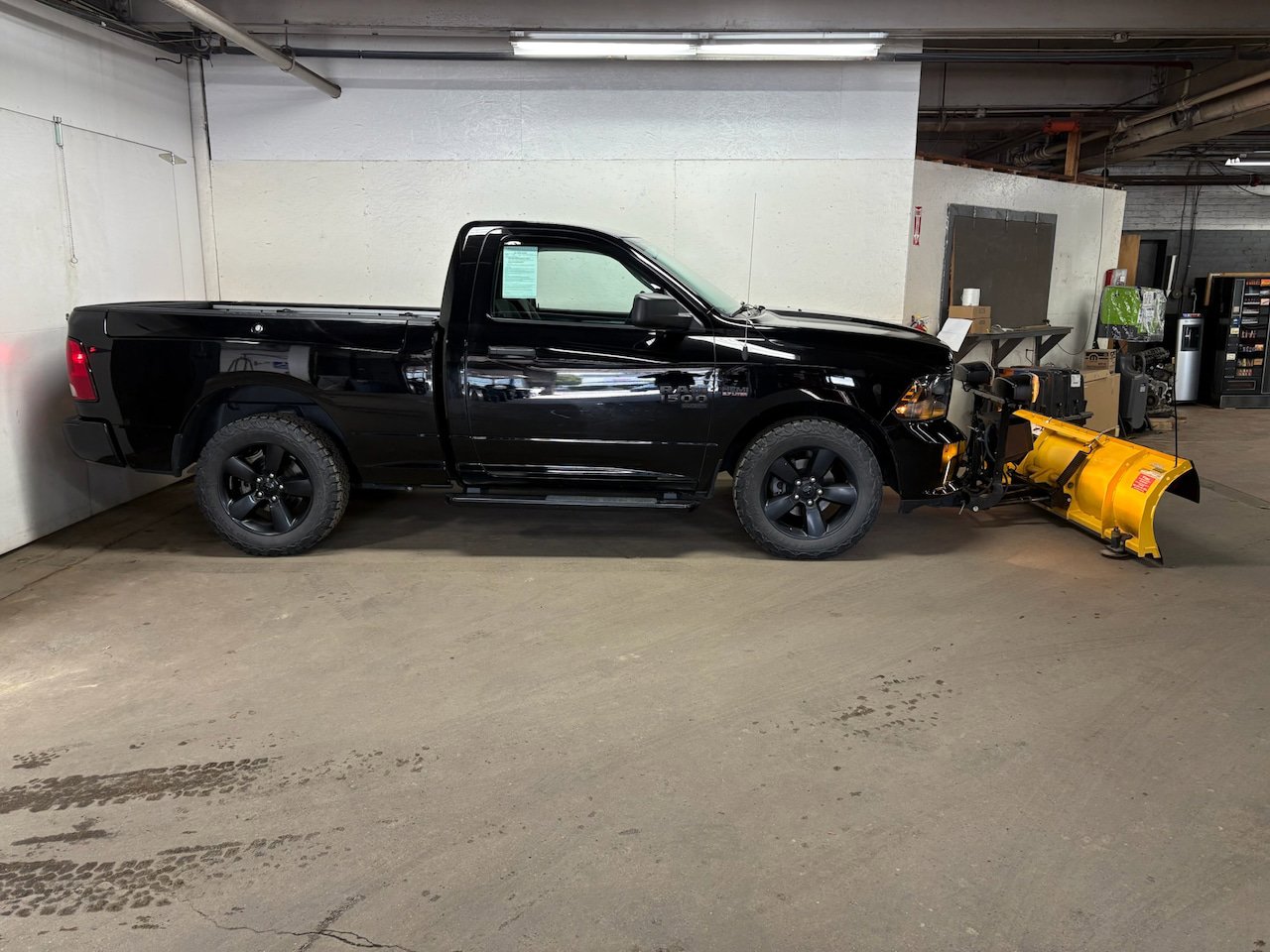 Used 2021 RAM 1500 Express w/ Express Value Package image 4