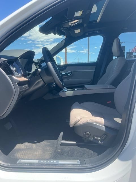 New 2026 Volvo XC90 T8 Ultra w/ Protection Package AWD/4WD image 23