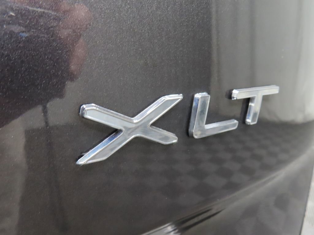 Used 2018 Ford Transit Connect XLT image 44