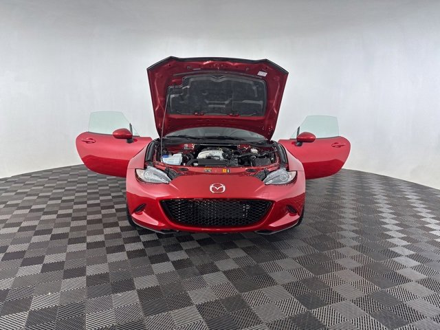 Used 2017 MAZDA MX-5 Miata RF Grand Touring image 11