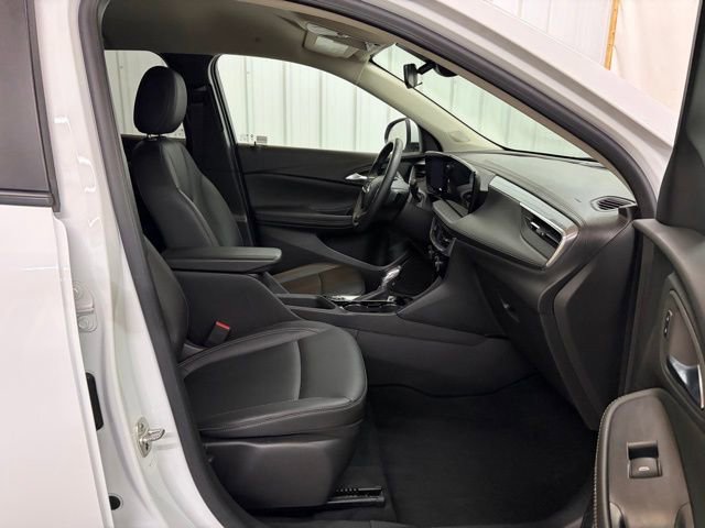 Used 2024 Buick Encore GX Sport Touring AWD/4WD image 21
