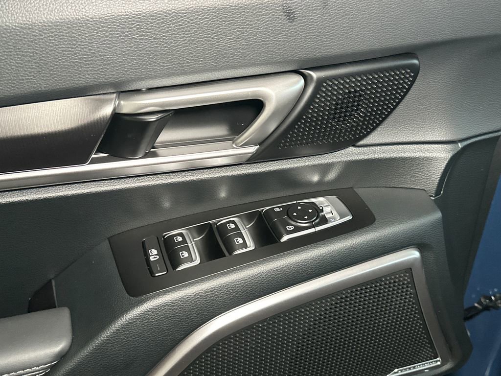 New 2025 Kia Telluride S image 17