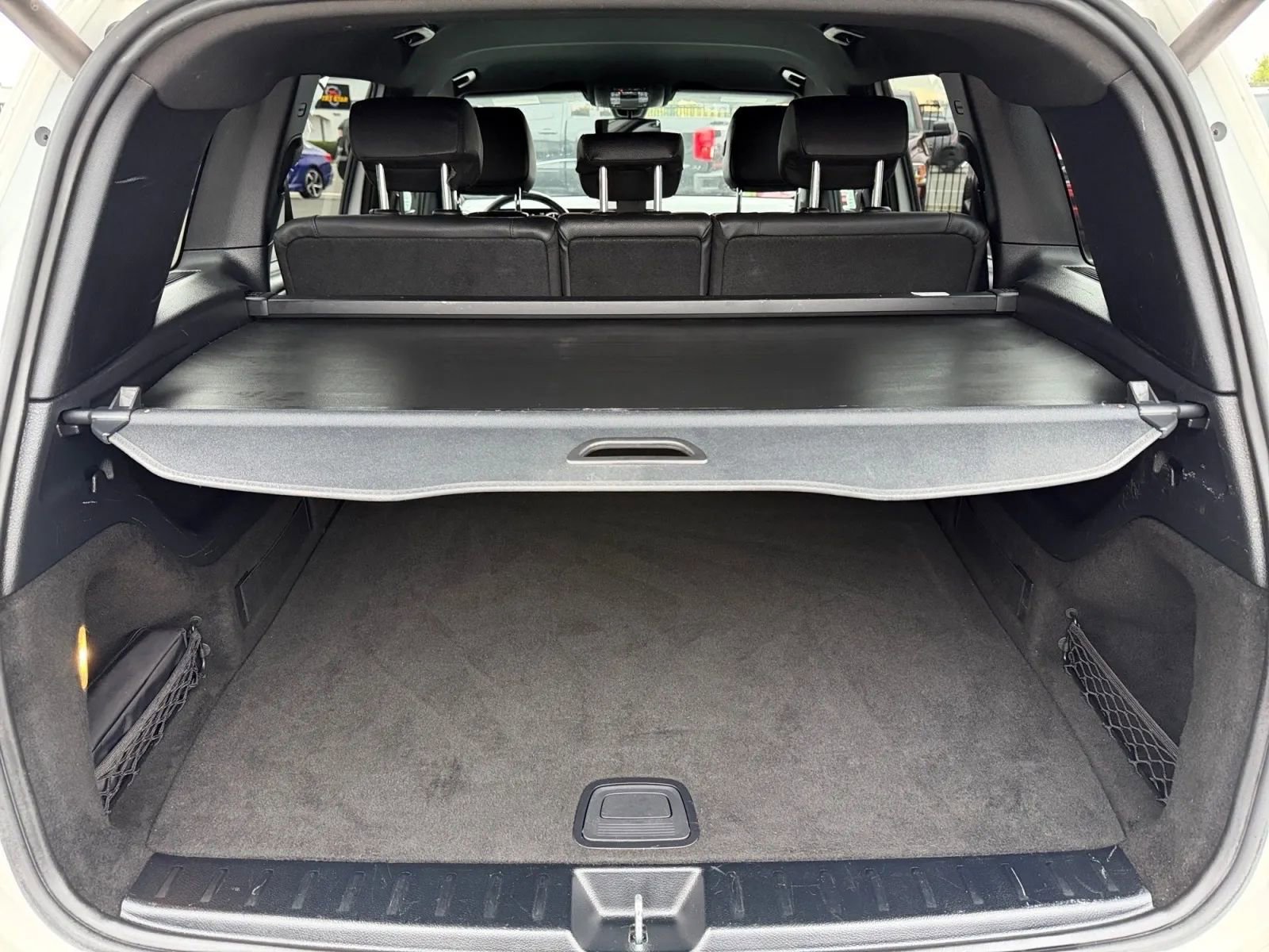 Used 2020 Mercedes-Benz GLB 250 4MATIC w/ Premium Package image 24