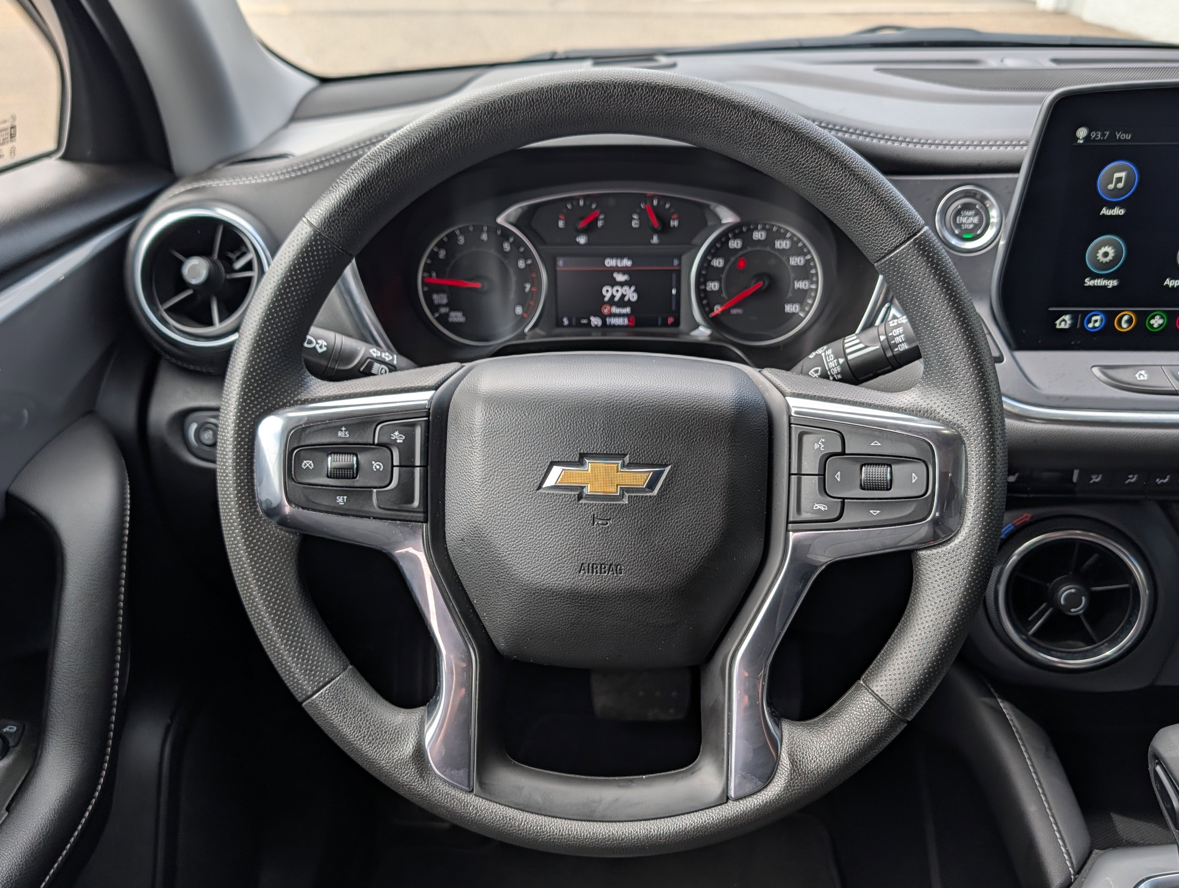 Certified 2025 Chevrolet Blazer LT AWD/4WD image 12