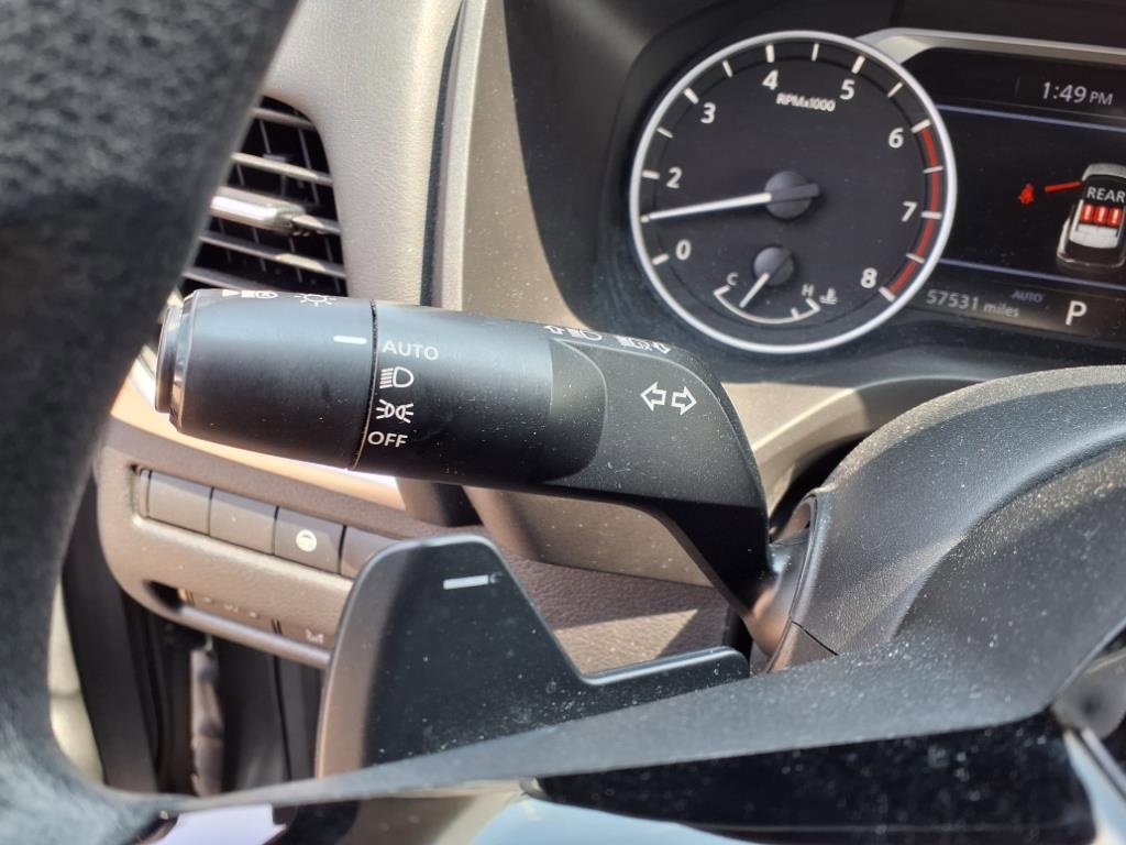 Used 2023 Nissan Rogue SV image 20