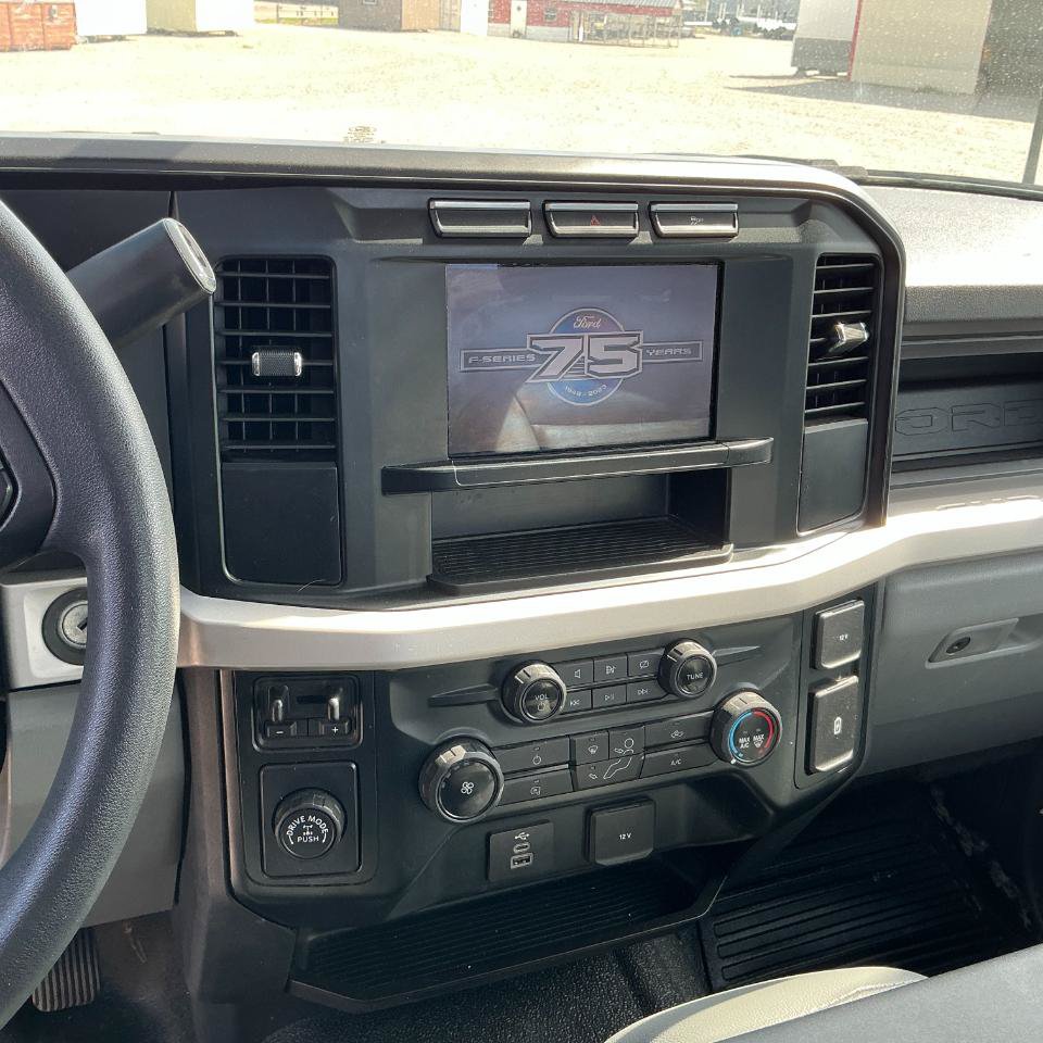 Used 2023 Ford F250 XL RWD image 10