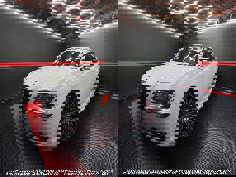 Used 2012 Chrysler 300 S image 2