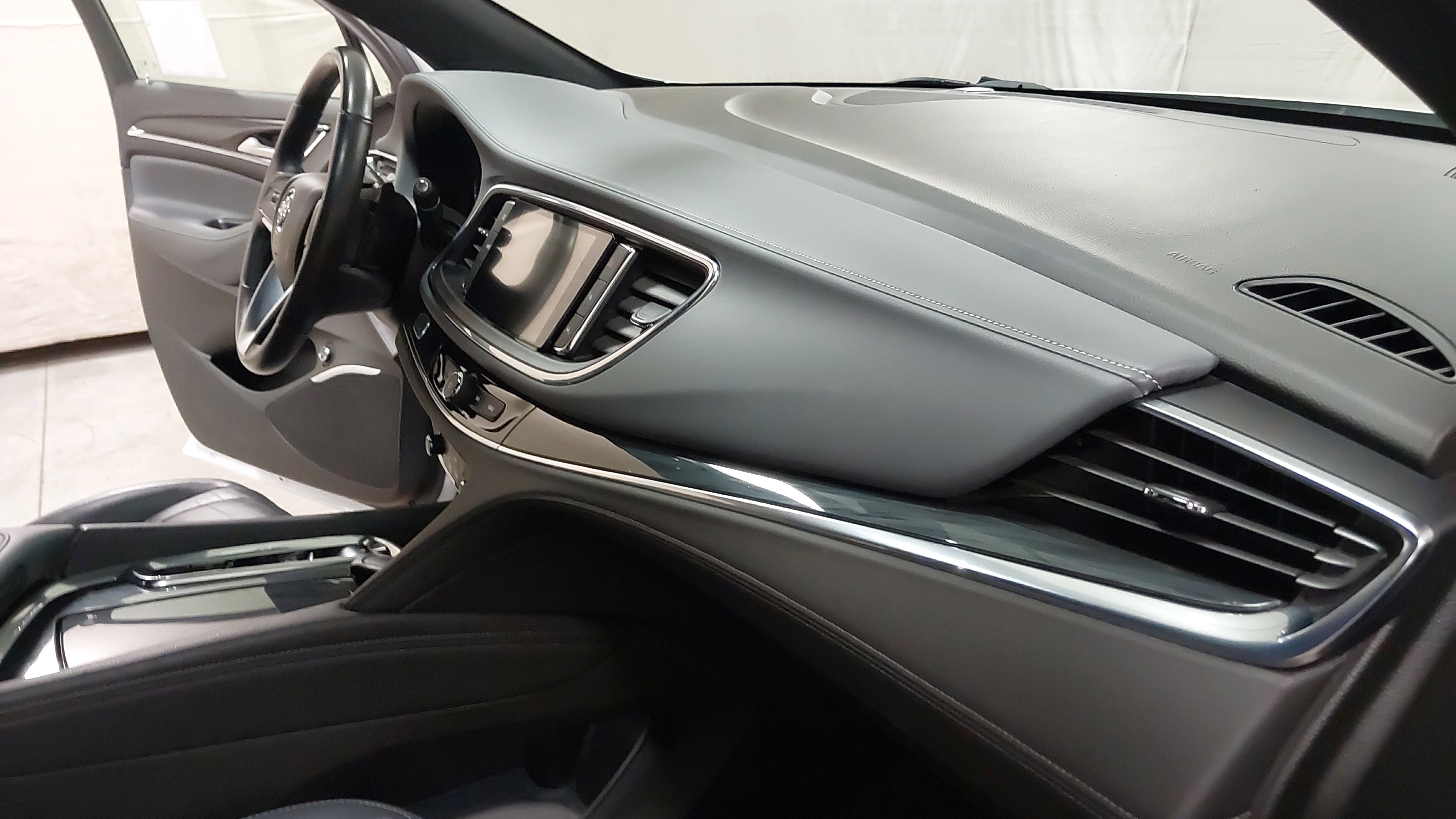 Used 2022 Buick Enclave Essence w/ Experience Buick Package image 29