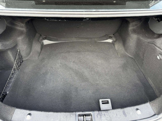 Used 2011 Mercedes-Benz C 300 Sport image 43