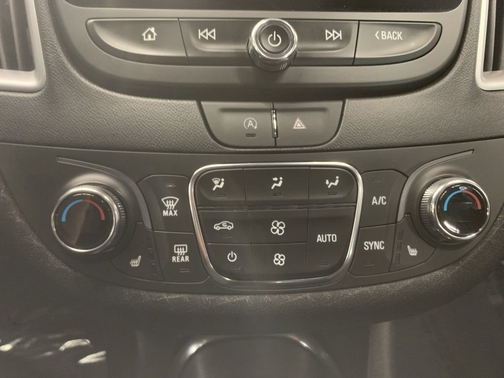 Used 2023 Chevrolet Malibu LT image 19