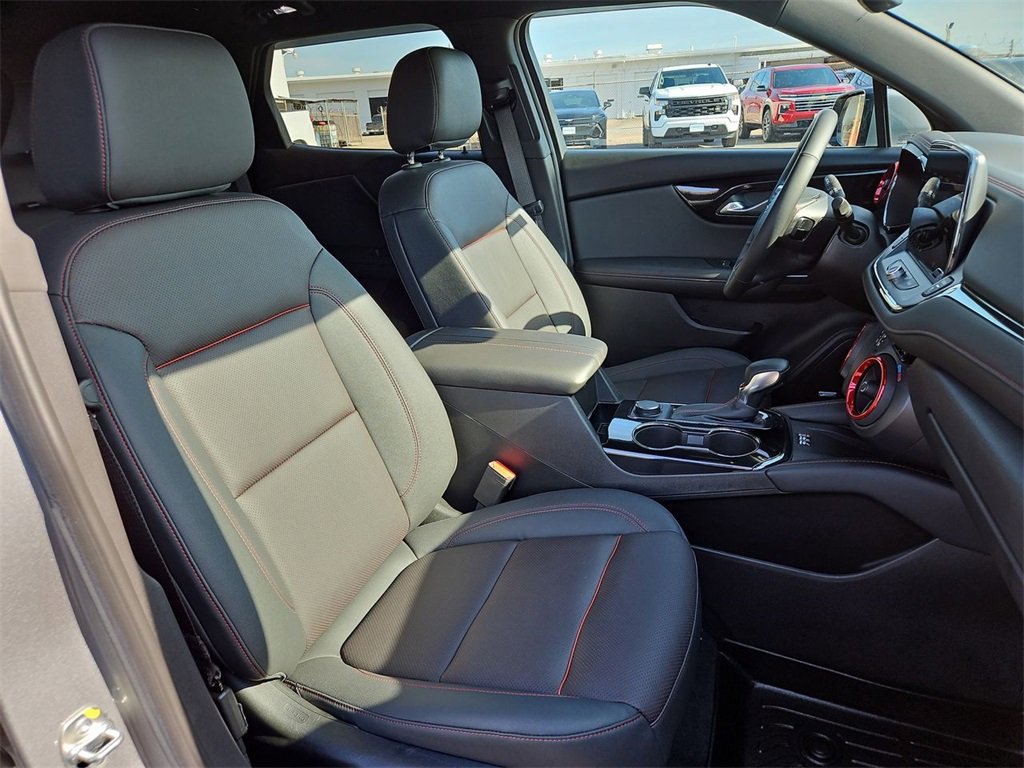 Used 2024 Chevrolet Blazer RS w/ Enhanced Convenience Package image 28