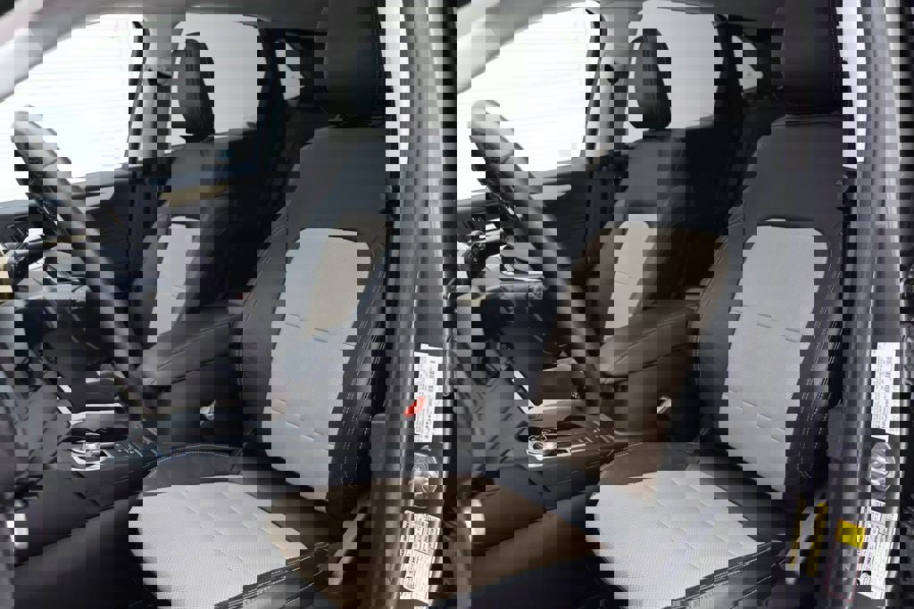 Used 2022 Ford Escape Titanium w/ Titanium Elite Package image 16