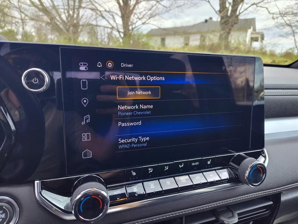 Used 2023 Chevrolet Colorado LT w/ LT Convenience Package III AWD/4WD image 22