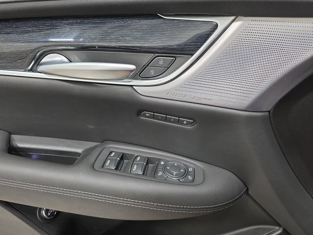 Certified 2023 Cadillac XT5 Premium Luxury AWD/4WD image 25
