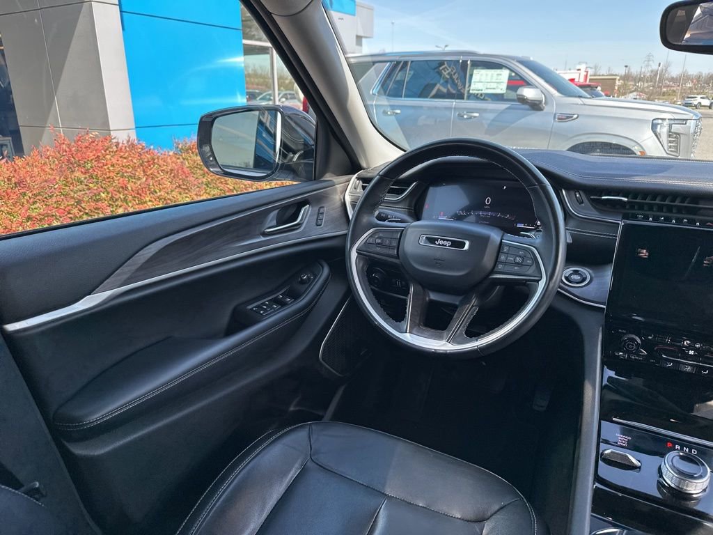 Used 2022 Jeep Grand Cherokee L Limited image 14