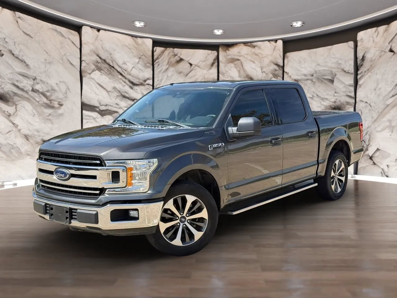 Used 2019 Ford F150 XLT RWD image 1