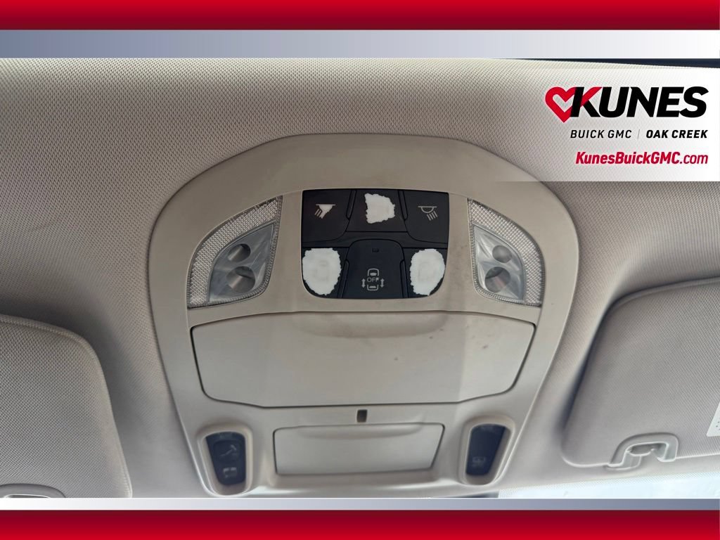 Used 2020 Chrysler Pacifica Limited FWD image 28