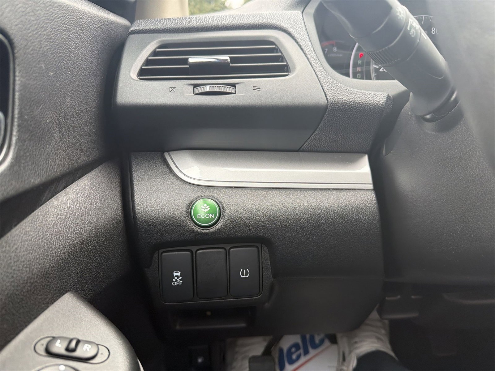 Used 2015 Honda CR-V EX image 18