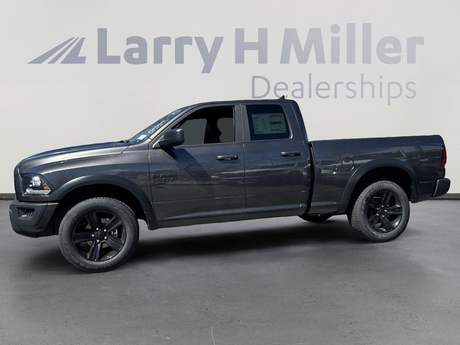 New 2024 RAM 1500 Classic Warlock w/ Electronics Group image 5