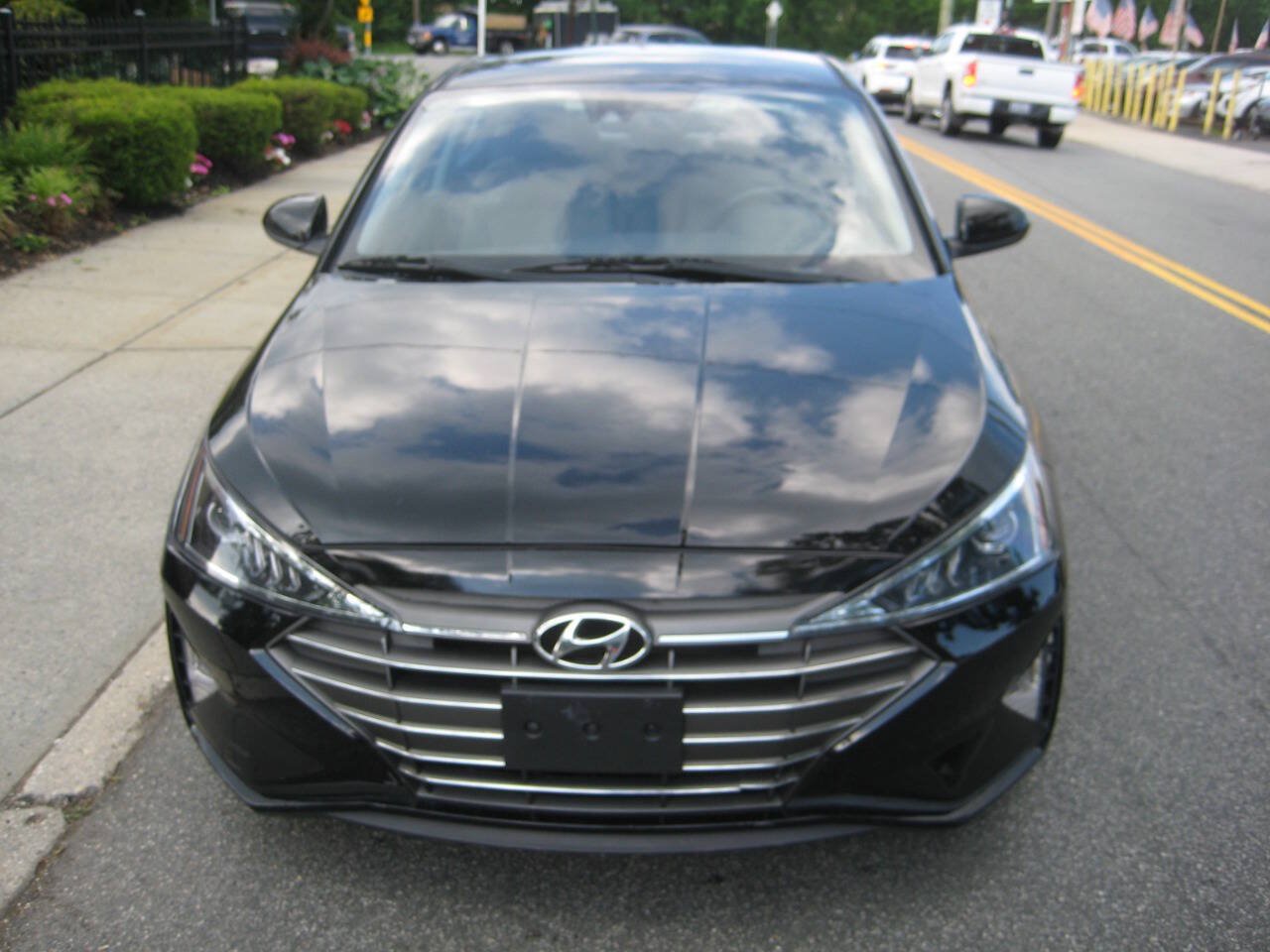 Used 2020 Hyundai Elantra SEL FWD image 3