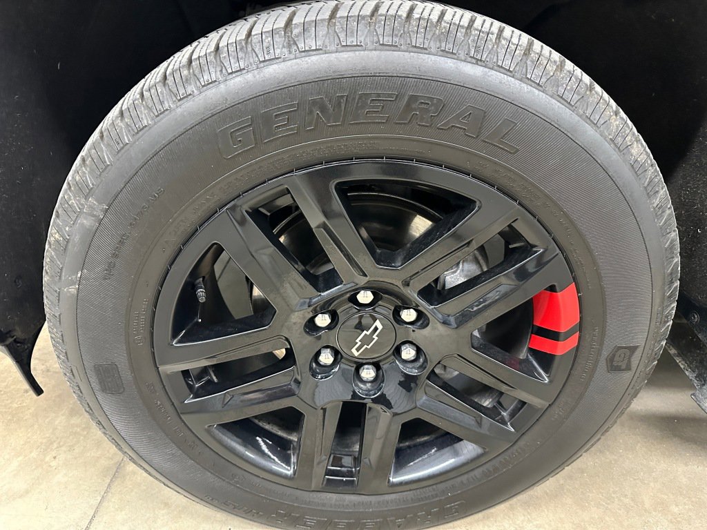 Certified 2022 Chevrolet Silverado 1500 RST w/ Redline Edition image 36