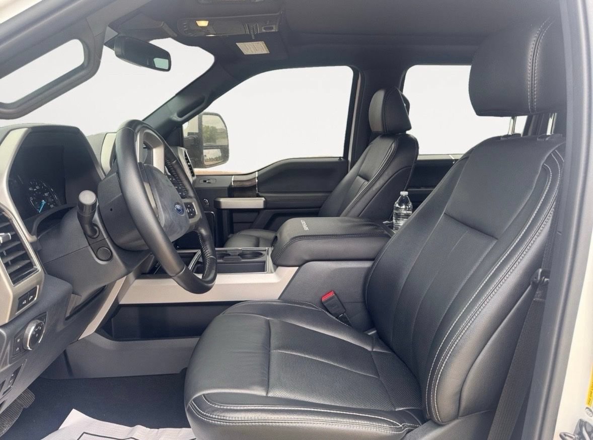 Used 2022 Ford F250 Lariat w/ Lariat Ultimate Package AWD/4WD image 9