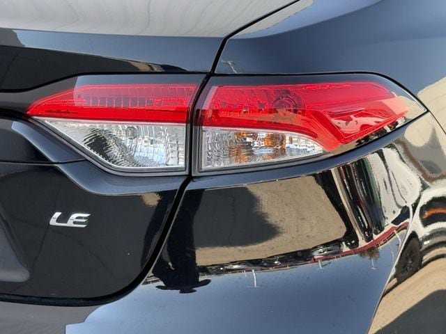 Used 2024 Toyota Corolla LE FWD image 7
