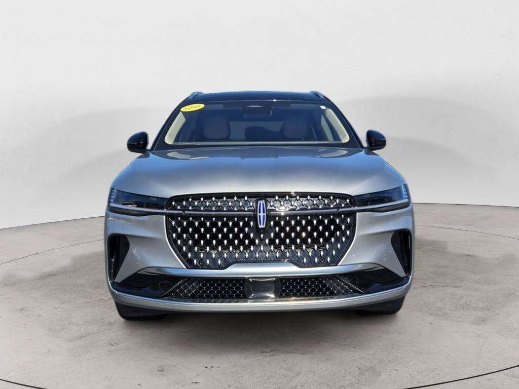 Used 2025 Lincoln Nautilus Reserve AWD/4WD image 8
