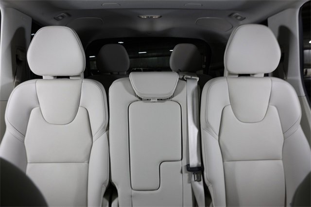 Used 2025 Volvo XC90 B6 Plus w/ Protection Package Premier image 25