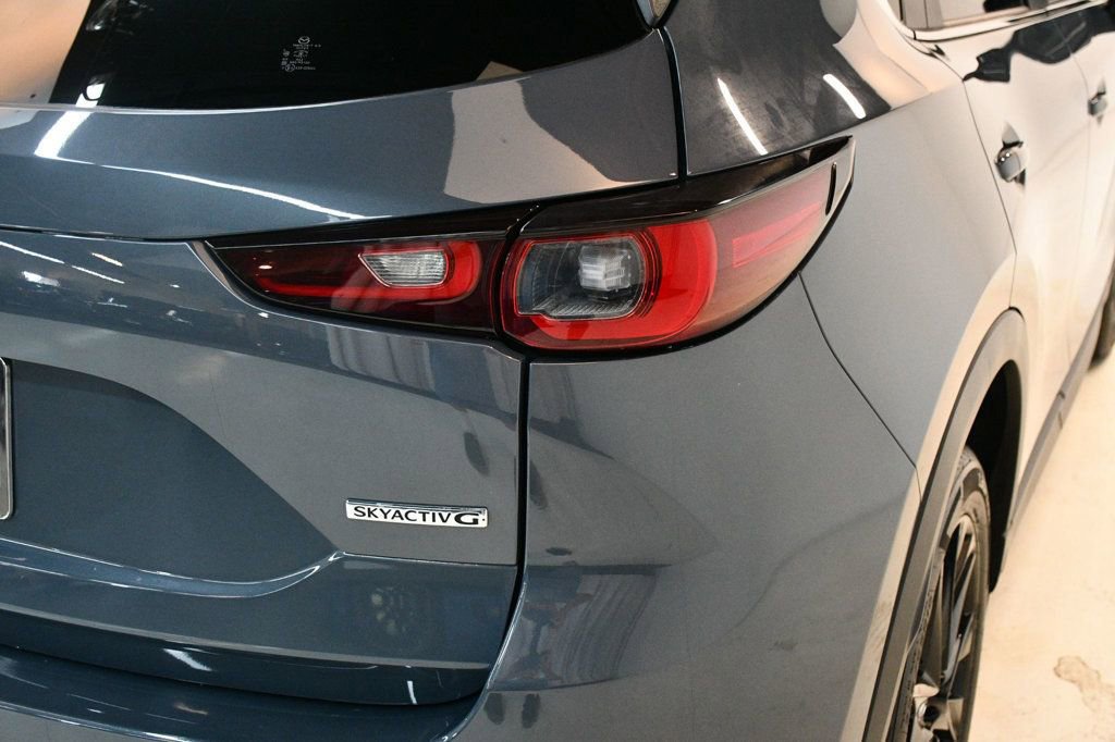 Used 2022 MAZDA CX-5 Carbon Edition image 17