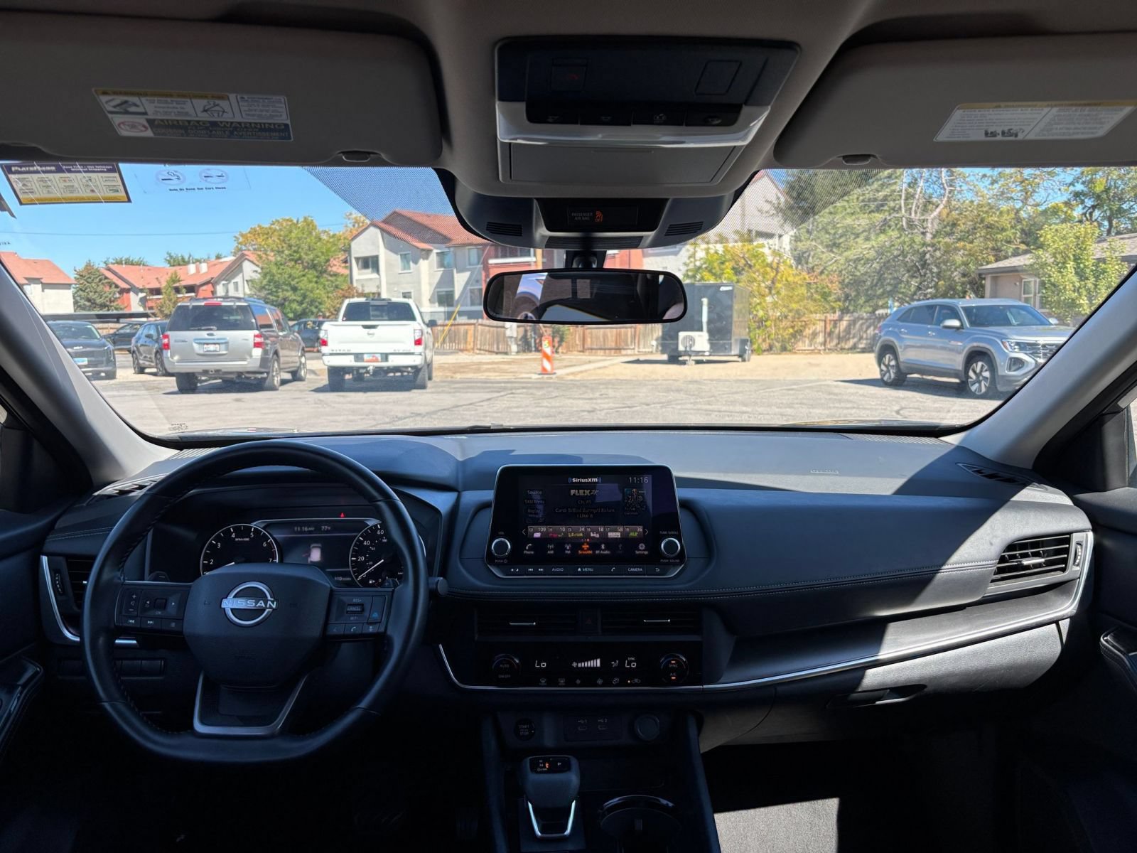 Used 2025 Nissan Rogue SV AWD/4WD image 34