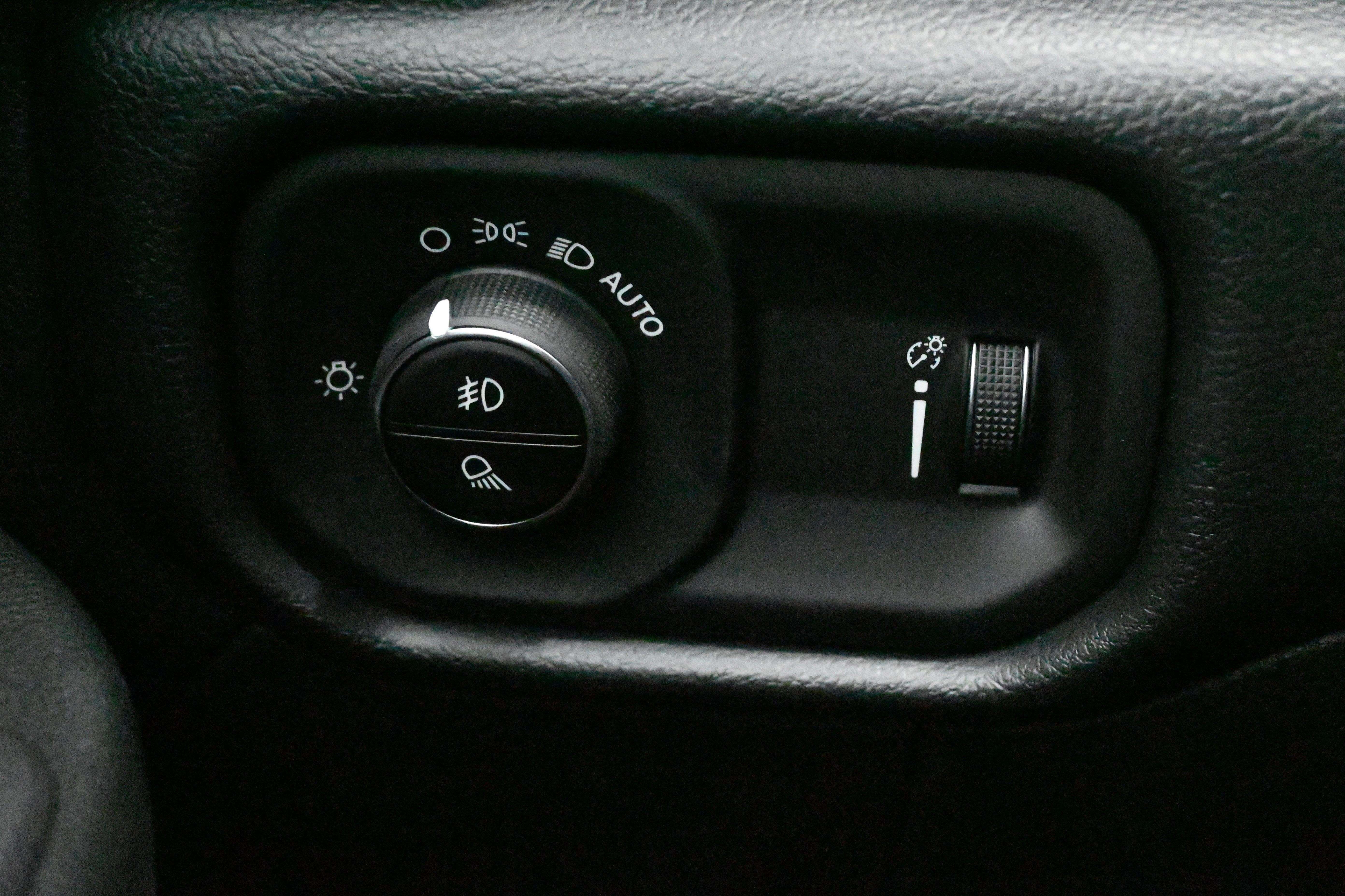 New 2026 RAM 3500 Tradesman AWD/4WD image 28