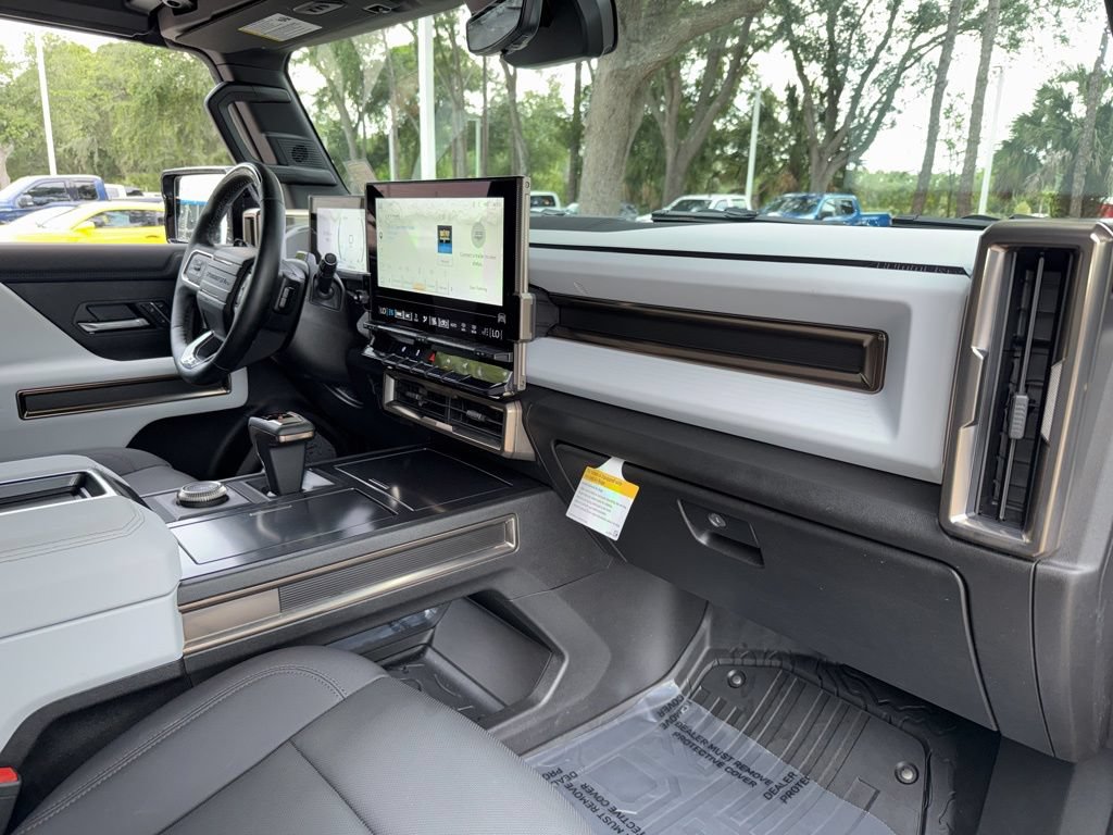 Used 2025 GMC Hummer EV 3X AWD/4WD image 24