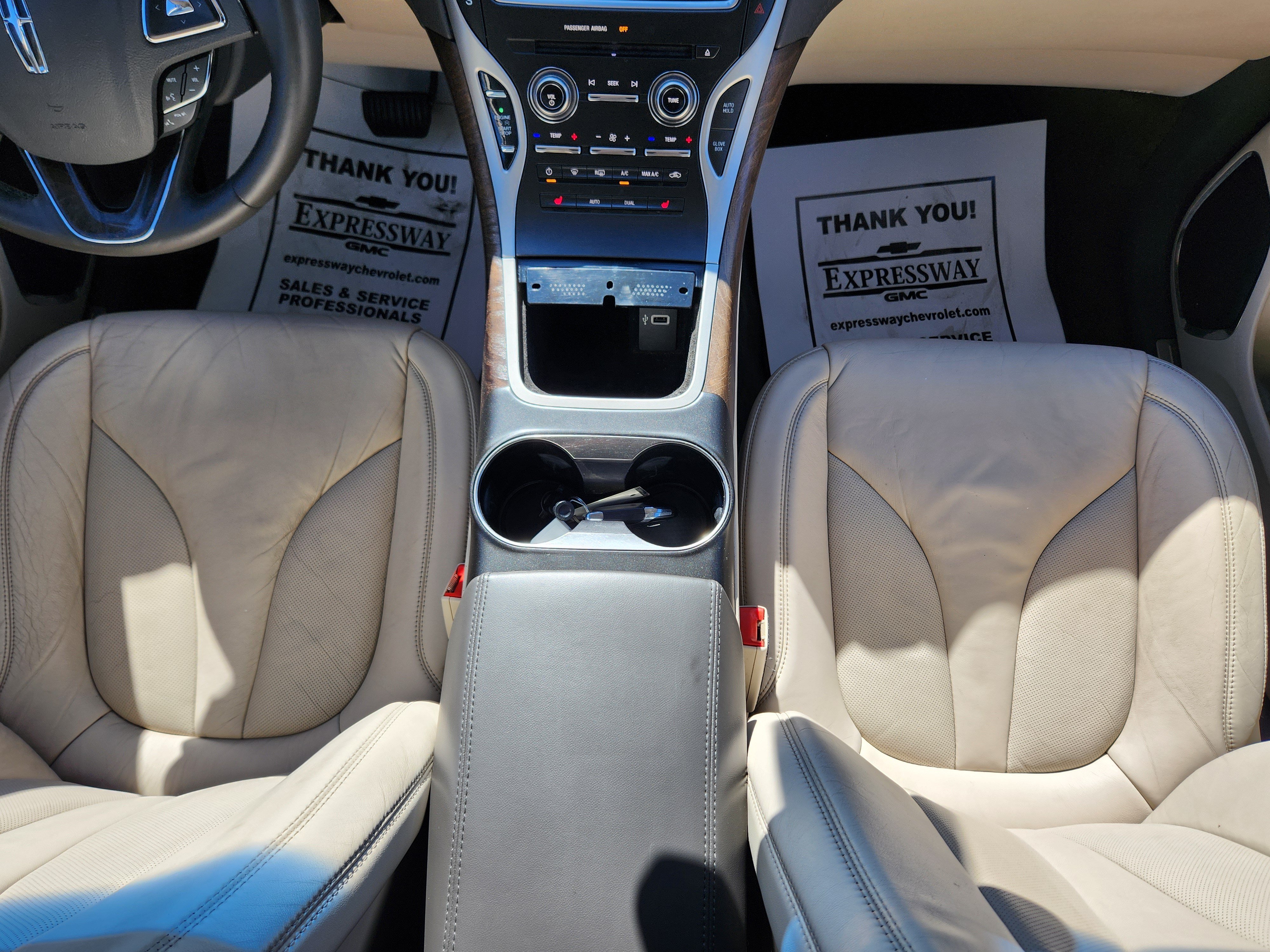 Used 2016 Lincoln MKX Select w/ Select Plus Package FWD image 17