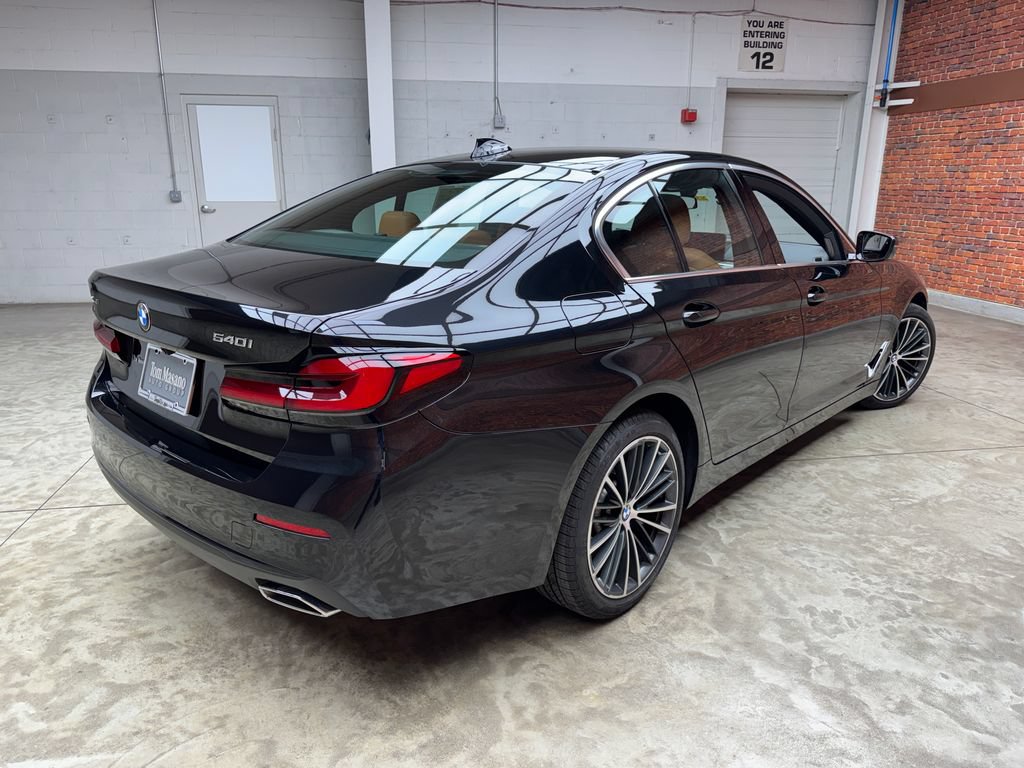Used 2022 BMW 540i xDrive w/ Premium Package AWD/4WD image 6