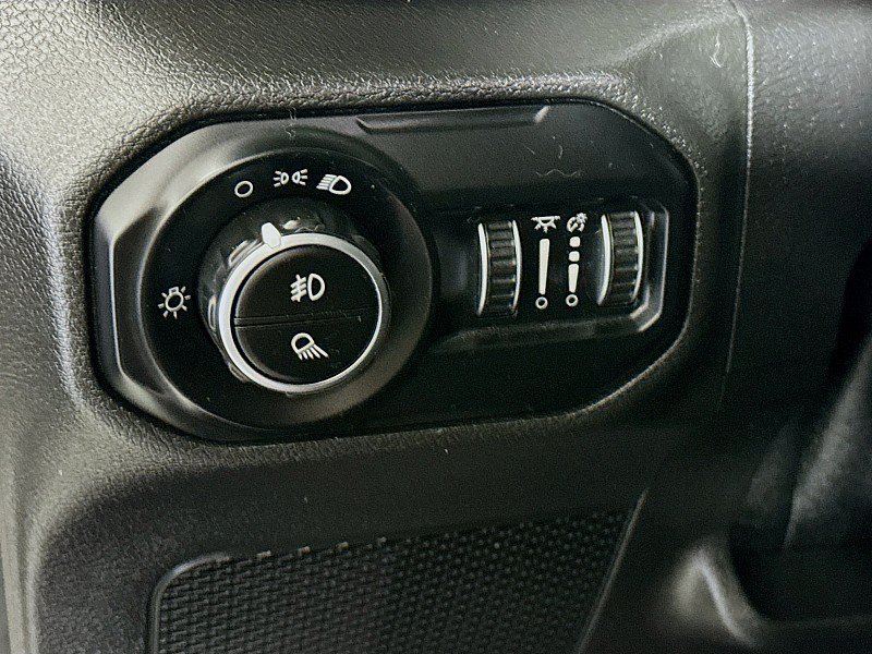 Used 2021 Jeep Gladiator Sport AWD/4WD image 10