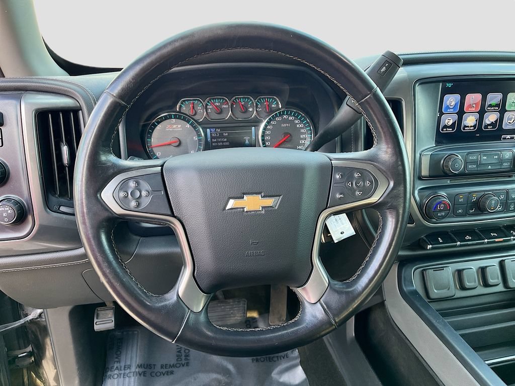 Used 2018 Chevrolet Silverado 1500 LTZ Z71 w/ Midnight Edition AWD/4WD image 11
