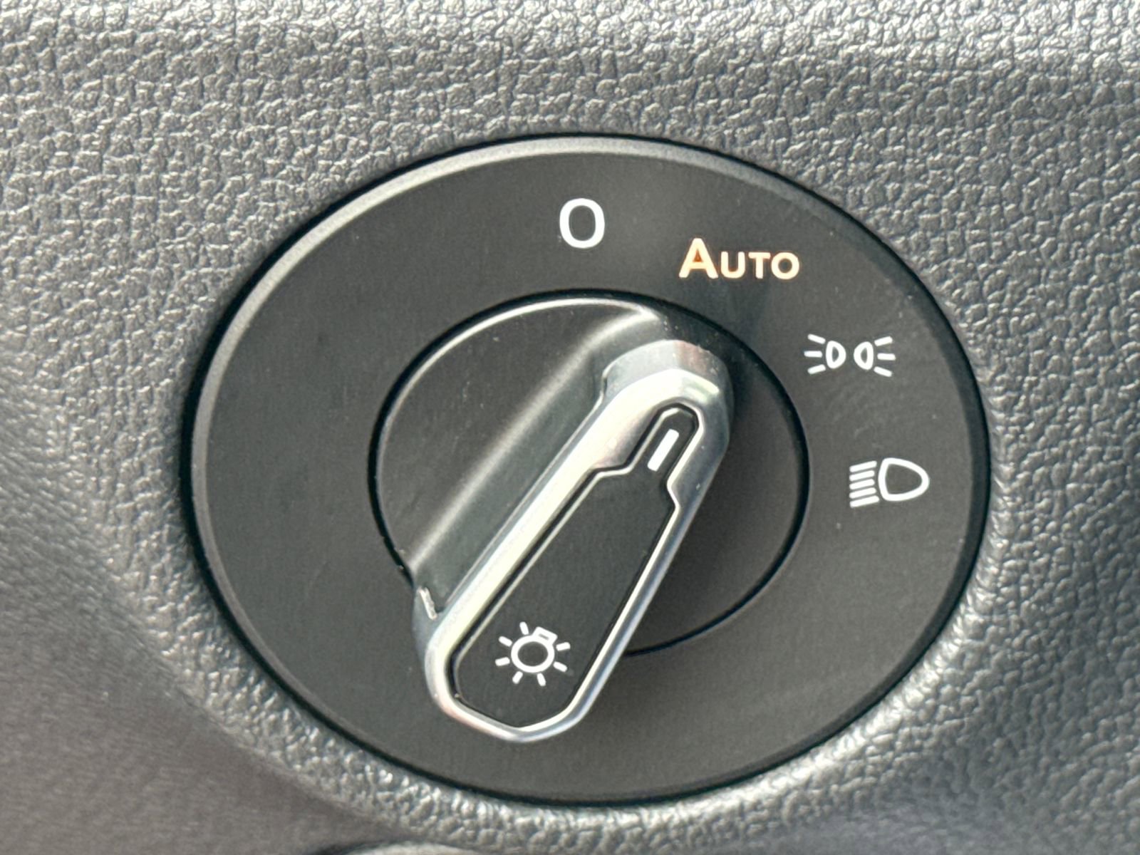 Certified 2025 Volkswagen Jetta GLI Autobahn w/ GLI Black Package image 19