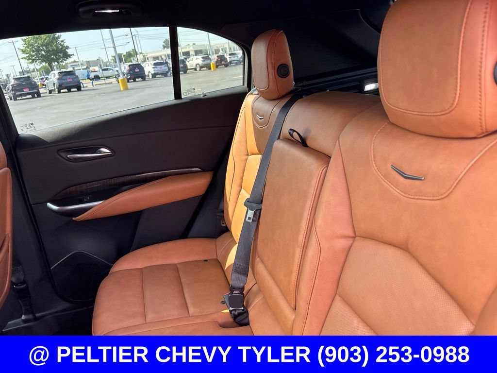 Used 2021 Cadillac XT4 Premium Luxury FWD image 20