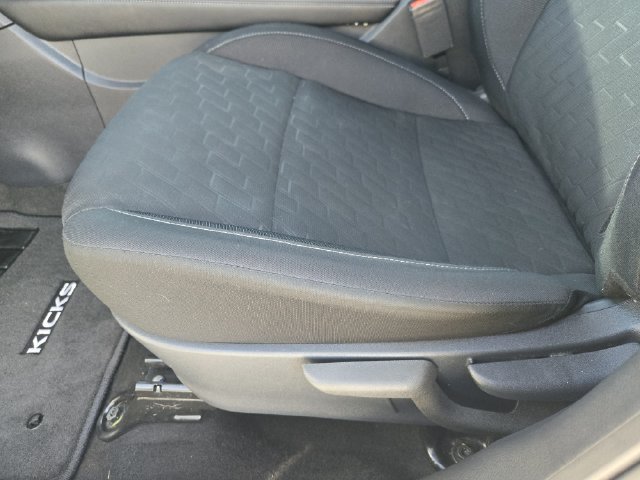 Used 2024 Nissan Kicks SV w/ Interior Electronics Package FWD image 25
