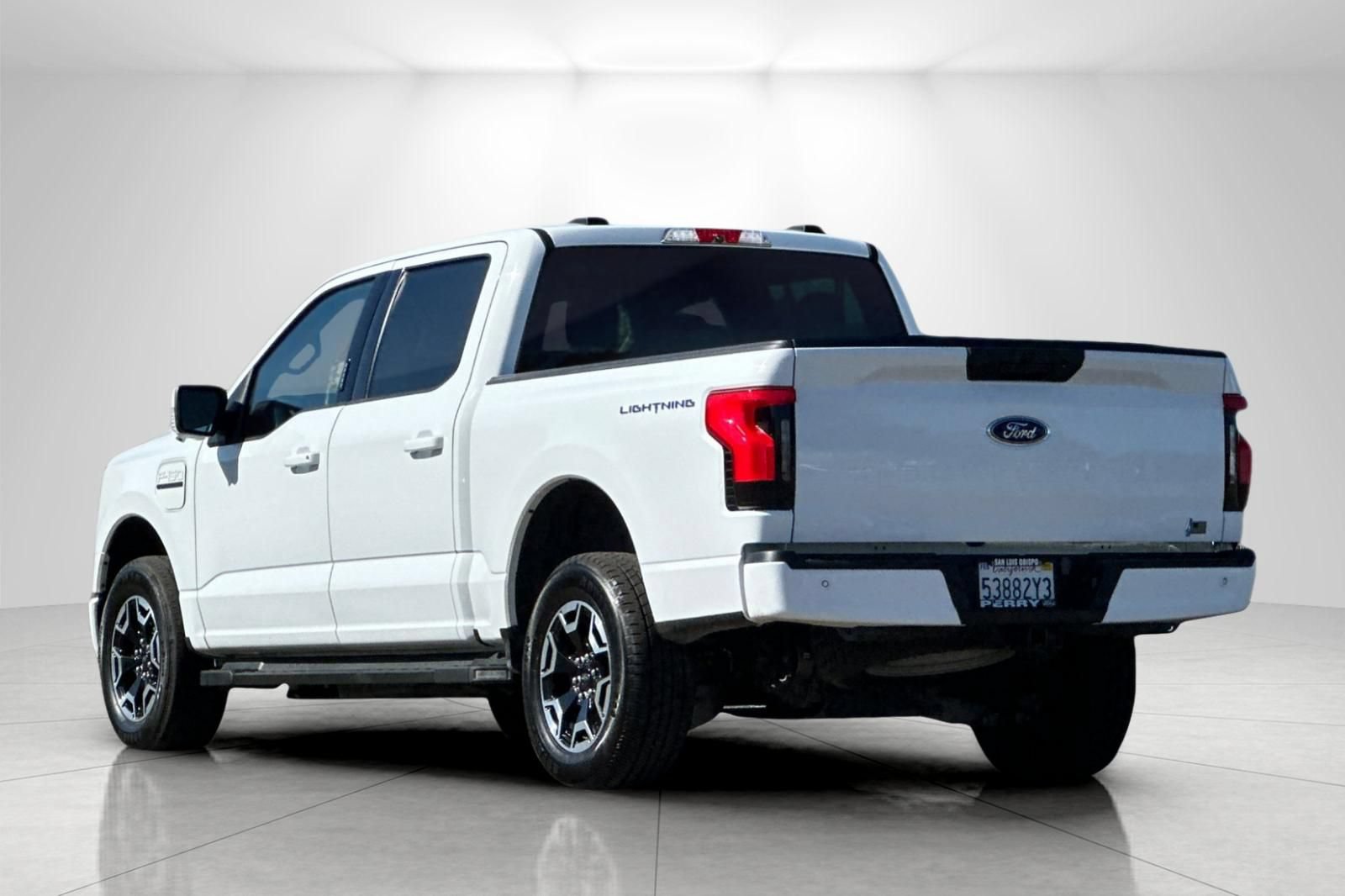 Used 2023 Ford F150 Lightning XLT AWD/4WD image 5